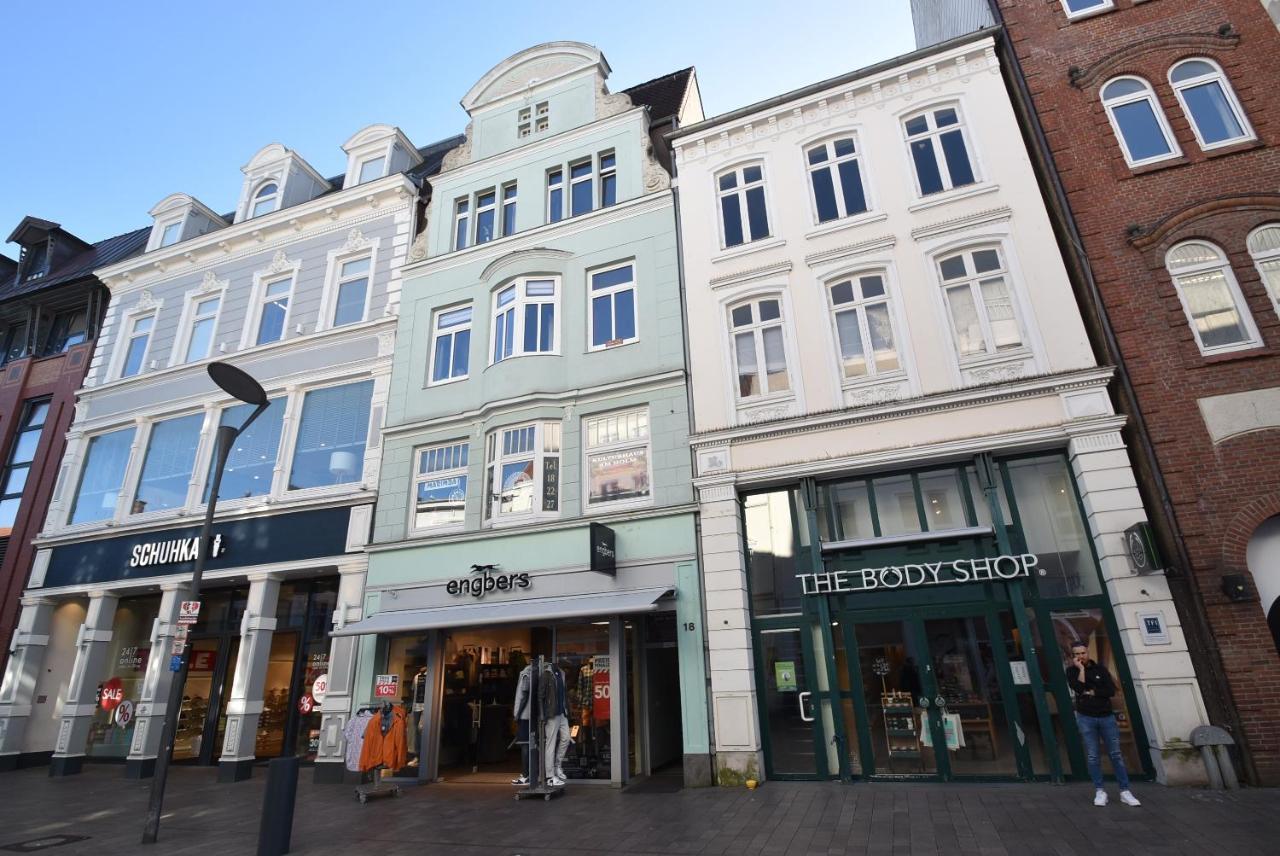 Fewo1846 - Artemis - Vintage Altbau-Wohnung Im 4 Og Eines Geschaeftshauses Im Stadtzentrum Flensburg Bagian luar foto